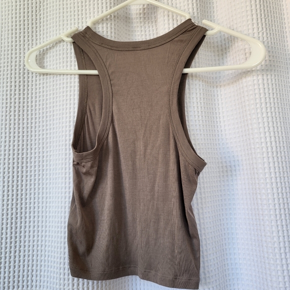 Aritzia Sunday Best Honor Tank - Picture 1 of 3